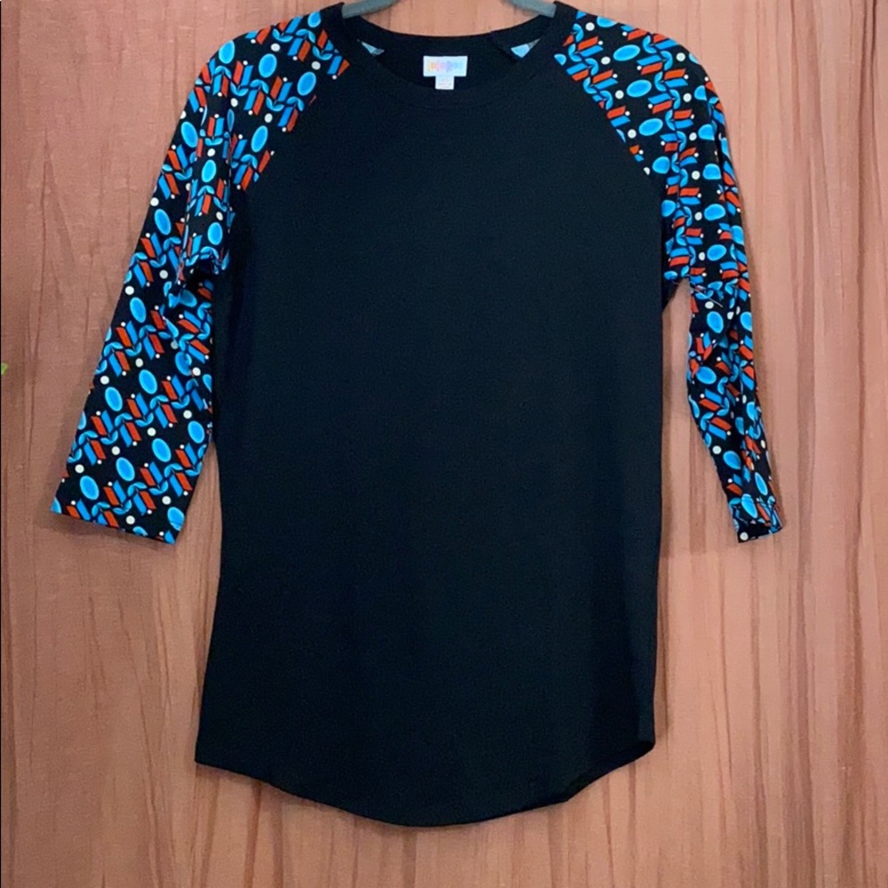 LuLaRoe Randy style 3/4 sleeves shirt! NWOT!